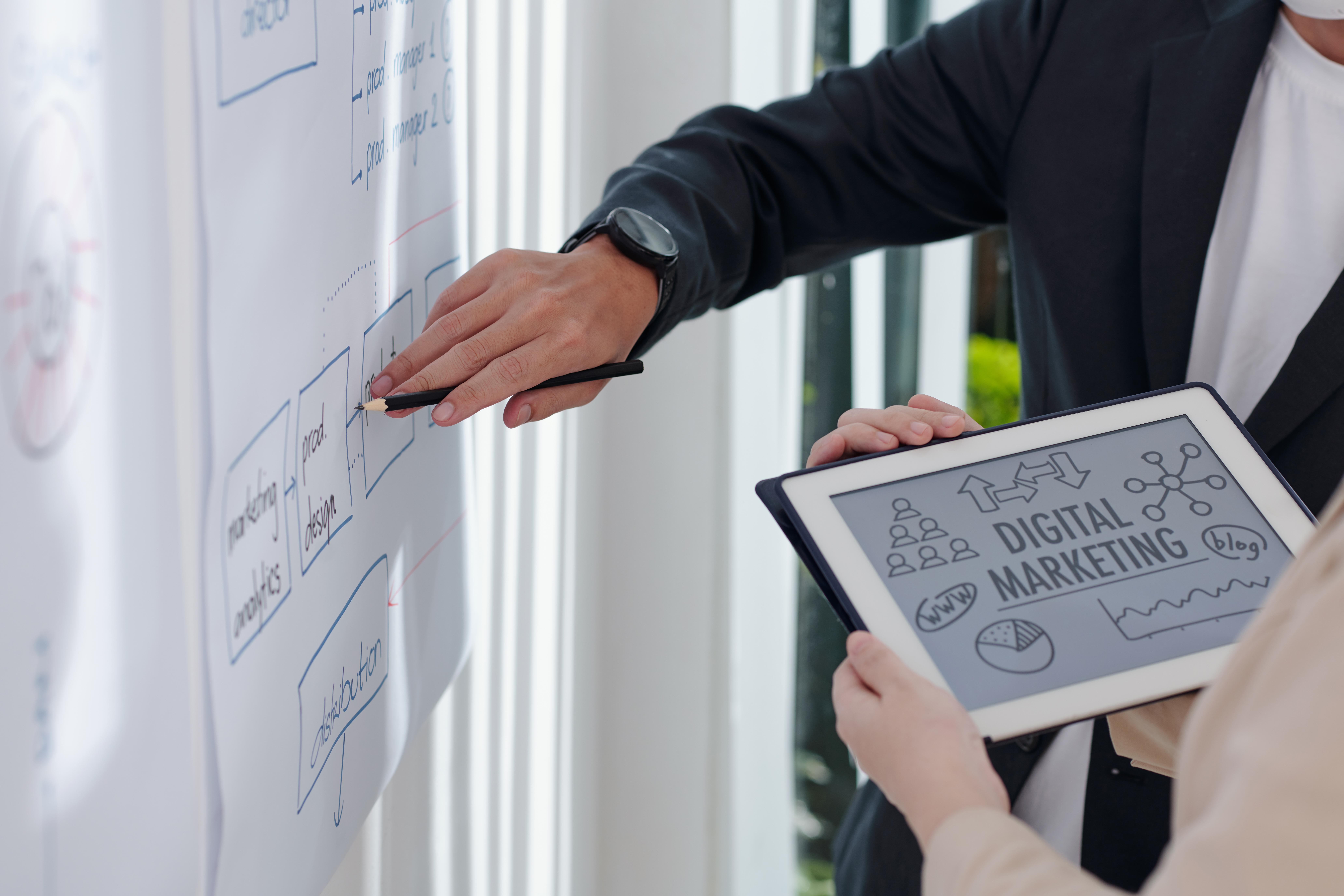 The Benefits of Cloud Computing for Both IT Infrastructure and Digital Marketing